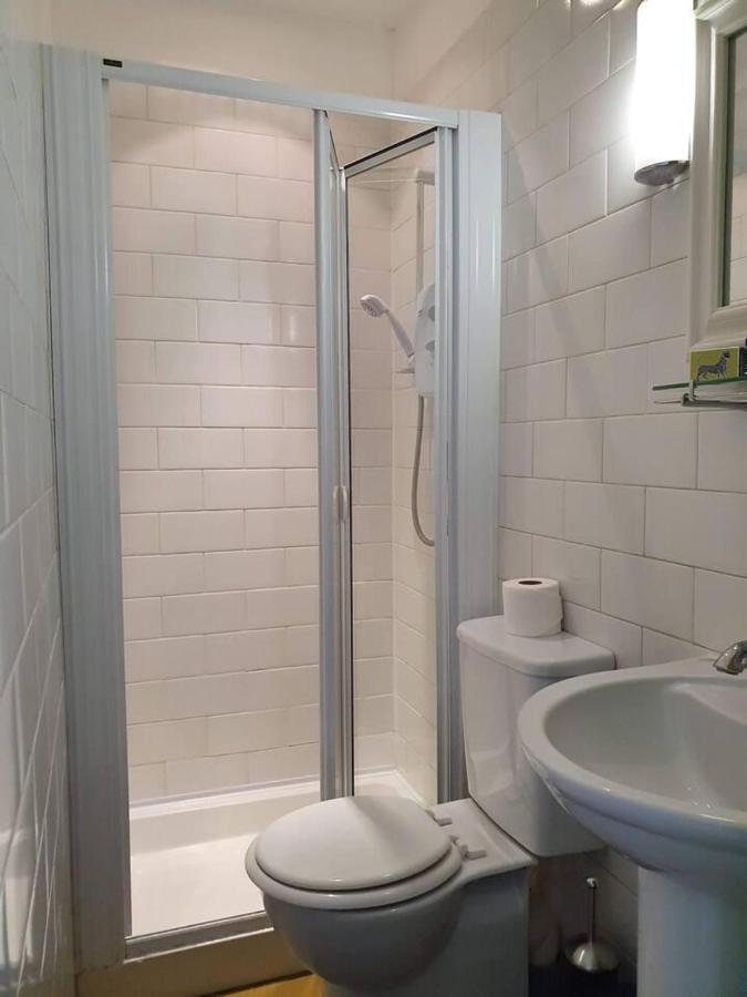 Lovely 2 Bedroom Flat In The Heart Of The City เอดินบะระ ภายนอก รูปภาพ
